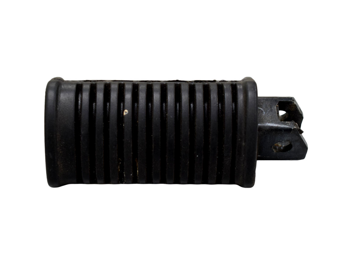 Reposapie Gsr 150 Suzuki Original (Delantero Derecho)